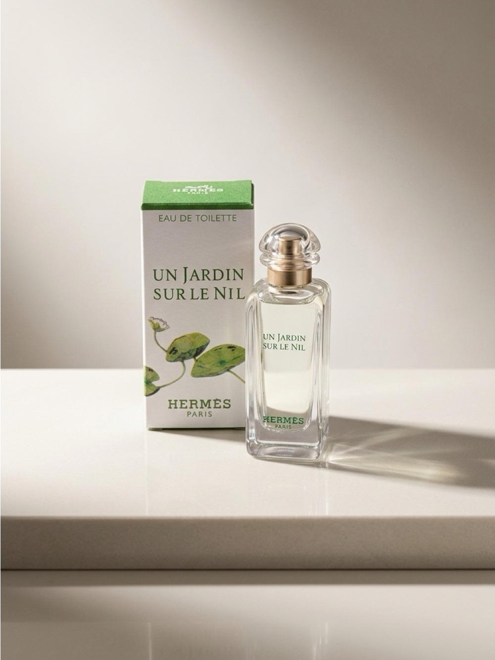 Mini Perfume - Picture 2 of 2